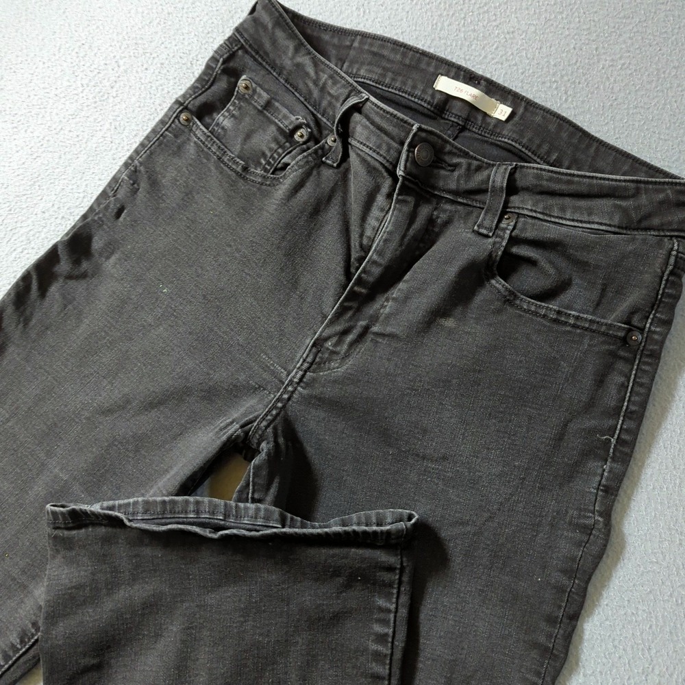Levis 726 High Rise Flare Jeans Womens 31 (fits 30x31) Black Stretch Distressed